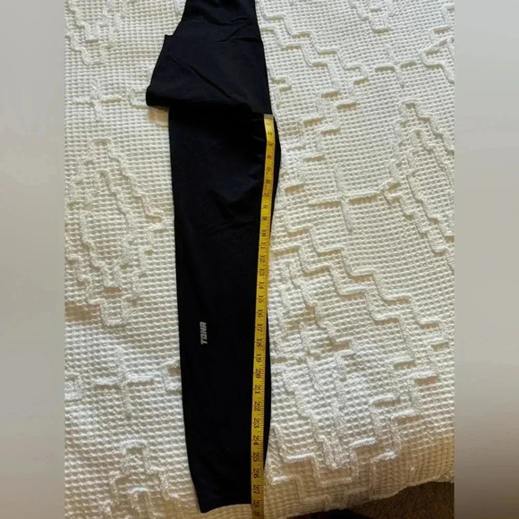 Tona leggings.  Great condition.  Smoke free home. - Picture 1 of 4